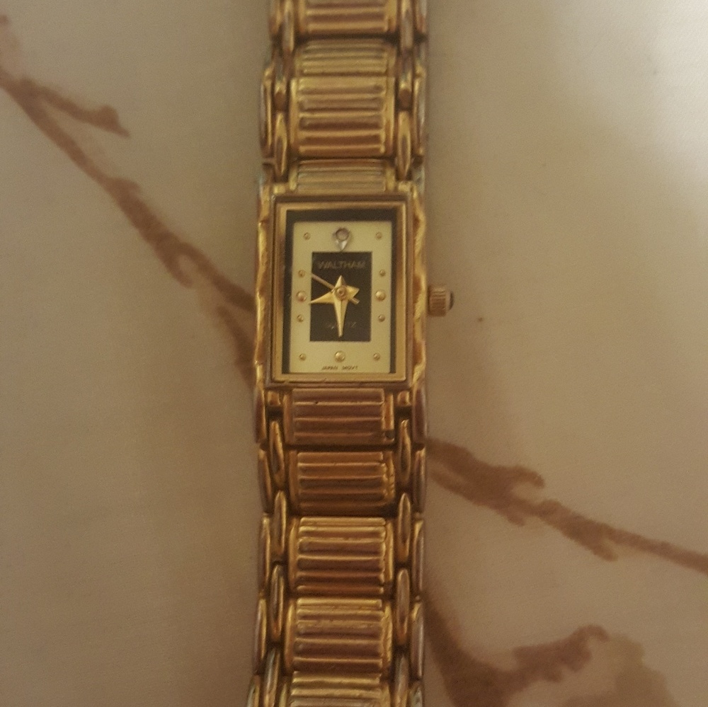 Fossil Watch - Picture 3 of 3